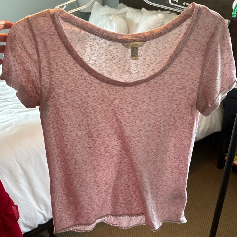 pink heathered t shirt